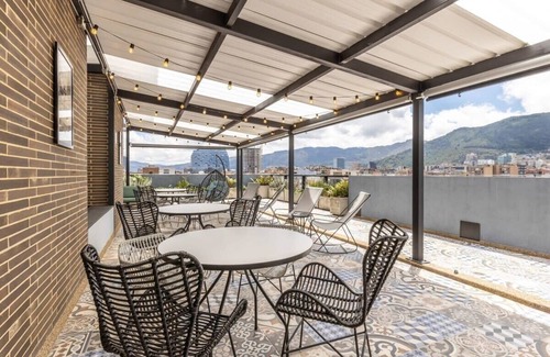 Antiguo Country Apartment | w * | Modern Loft in Parque Virrey