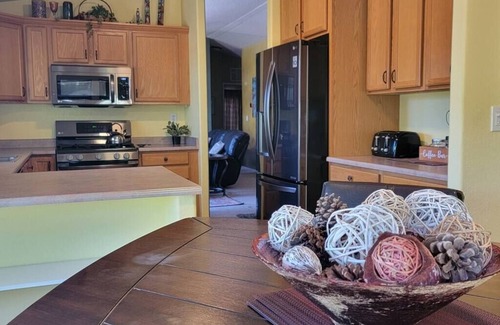 West Sedona House | W. Sedona 3 bd w/HOT TUB! Walk to Trails!