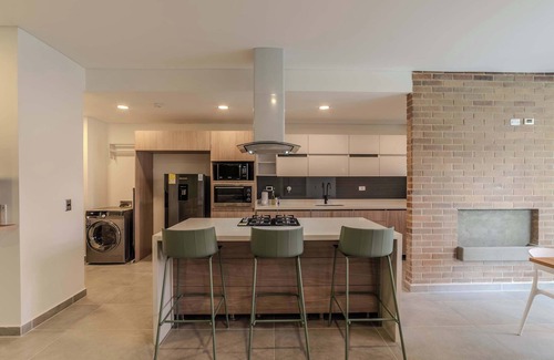 Laureles - Estadio Apartment | w*|Spacious 3BR w/Dining Terrace in Laureles