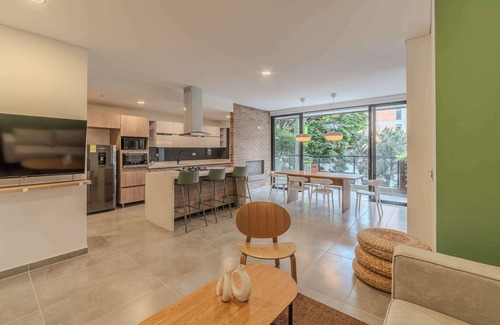 Laureles - Estadio Apartment | w*|Spacious 3BR w/Dining Terrace in Laureles