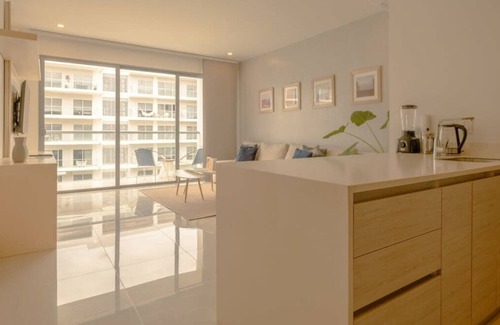 Zona Norte Apartment | w* | Stunning 1BR with Pool in Cartagena