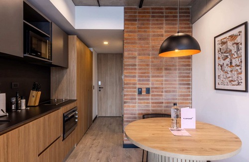 Barrios Unidos Apartment | w* | Unique loft in Virrey