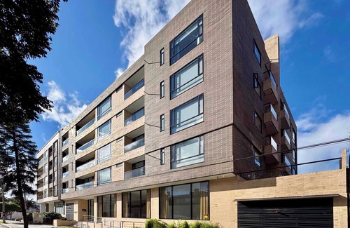 San Patricio Apartment | w* | Upscale Loft w/Balcony in Santa Bárbara