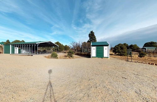Monticello Apartment | W-W: Authentic Tipi with Great Views!
