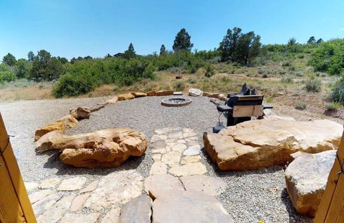 Monticello Cabin | W-W: Canyon View Cabin, An Epic Family Retreat
