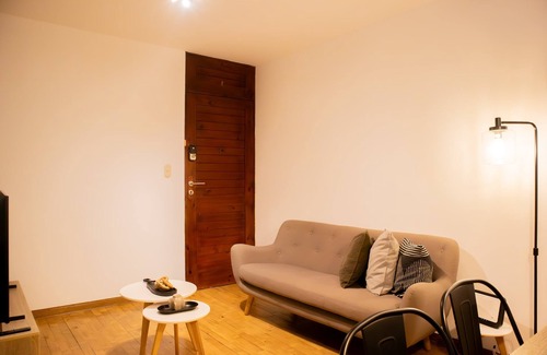 Leuro Apartment | w* | Warmwood & Bright 2BR in Miraflores