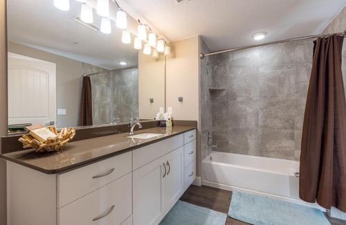 St. George Hotel | W304-Mojave Skies Poolside 4 Bed Estancia Resort
