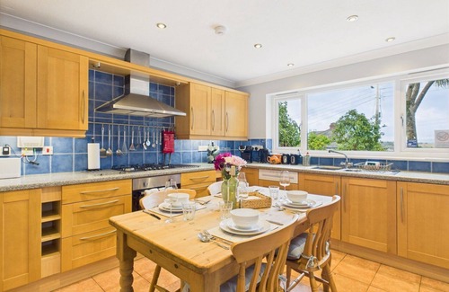 Wadebridge Apartment | Wadebridge Retreat – Sleeps 6, Ensuite Rooms