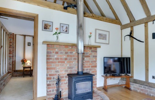 Tenterden House | Wagon Lodge at Forstal Farm