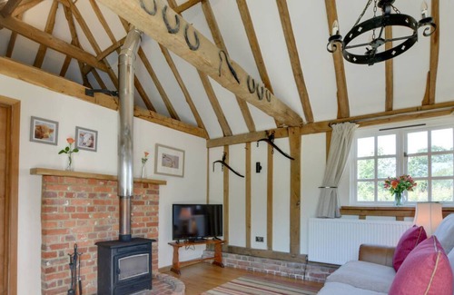 Tenterden House | Wagon Lodge at Forstal Farm
