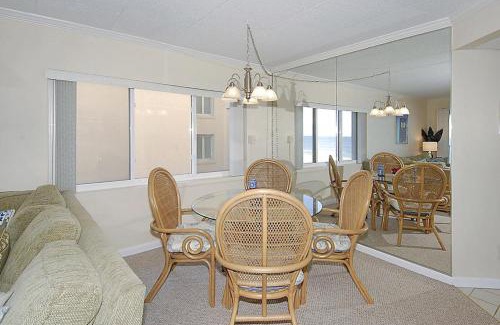 North Ocean City Apartment | Waikiki Condos