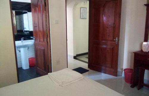 Negombo Bed & Breakfast | Waja Bed & Breakfast