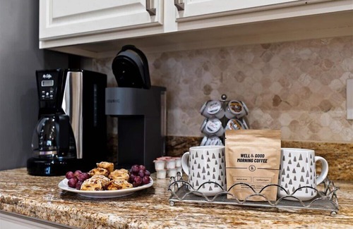 Kierland Apartment | Wake up in style at this modern 2BR, 2BA Scottsdale condo featuring a private patio, heated pool, jacuzzi, and fitness center. Enjoy gated walking paths to Kierland Golf Course and the Westin, plus easy access to dining, shopping, and entertainment.