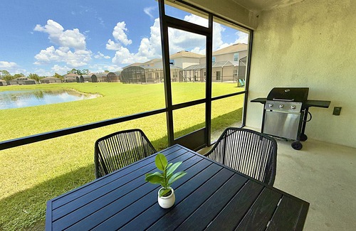 Crystal Cove House | Wake up to calming lake views and peaceful surroundings, close to Disney.