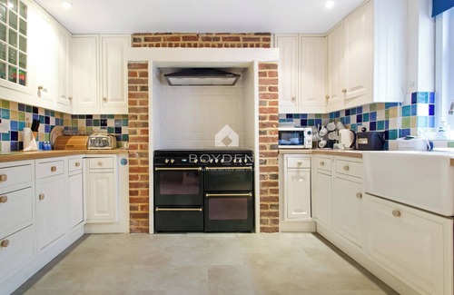 Walton on the Naze House | Wake up to sea views in this traditional house situated on Southcliff Parade, Walton on the Naze