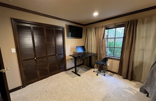 Fair Oaks House | Wake up to glorious river views in private luxury, with no chore list!