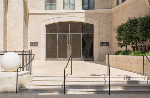 Mamilla Apartment | ⚜WALDORF ASTORIA⚜ Queen Suite⚜ Luxury 2BR⚜Balcony⚜