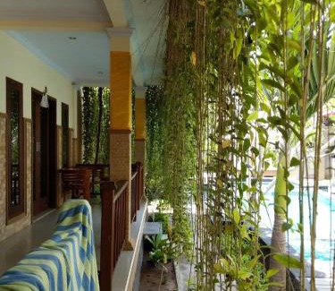 Mushroom Bay House | Walet's Paradise