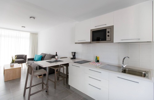Playa del Ingles Resort | Walhalla, great location in the heart of Playa del Ingles