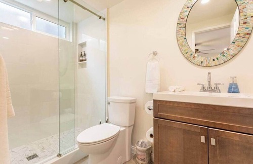 El Porto House | Walk 2 Beach, Parking, A/C, W/D,15min2LAX,Remodel