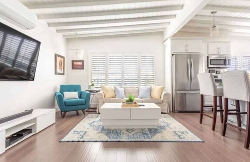 El Porto House | Walk 2 Beach, Parking, A/C, W/D,15min 2LAX,Remodel