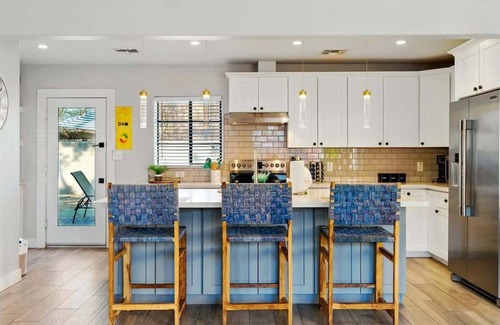 South Scottsdale House | Walk 2 Old Town| Sparkling Pool | Fire Pit | Oasis