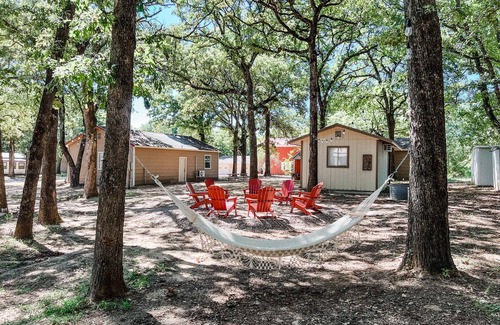 Kingston House | Walk 2 Shore, Boat Ramp, Pool Table, Shuffleboard, Fire Pit, WIFI, Pet Friendly
