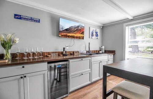 Orchard Park House | Walk 2 Stadium | Ping Pong/Darts | K Bed