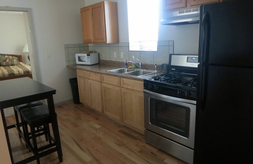 Lancaster Apartment | Walk everywhere! Family friendly, by Franklin & Marshall, 10 min drive 2 Amish.