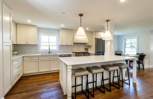 Eastport House | Walk Everywhere From New Eastport Cape Cod with High-End finishes and Gourmet Kitchen