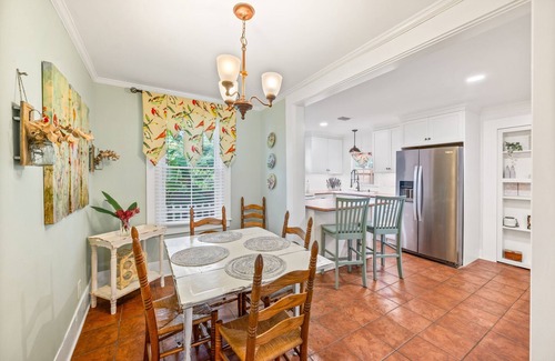 St. Augustine Cottage | Walk Everywhere! Upgraded Cottage circa 1883, Vilano Beach Just Minutes Away