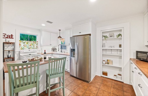 St. Augustine Cottage | Walk Everywhere! Upgraded Cottage circa 1883, Vilano Beach Just Minutes Away