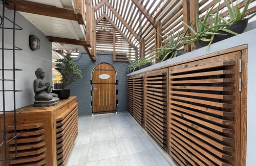 Oranjestad Apartment | WALK IN 3 MIN TO BEACH & SHOPS & BEST RESTAURANTS FROM LAGOON STUDIO # 3