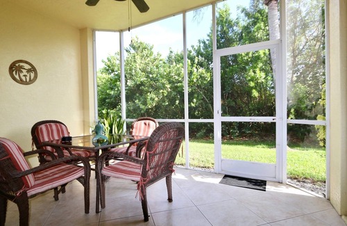 Hammock Bay Condo | Walk out 2 bed 2 bath with shared pool, 10-15 mins to Marco beaches