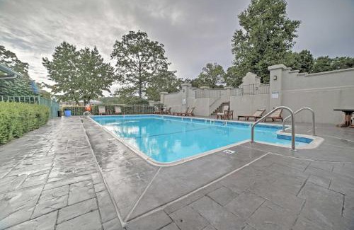 Branson Apartment | Walk to 76 Strip! Pet-Friendly Branson Retreat