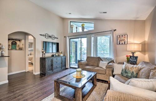 Branson Apartment | Walk to 76 Strip! Pet-Friendly Branson Retreat