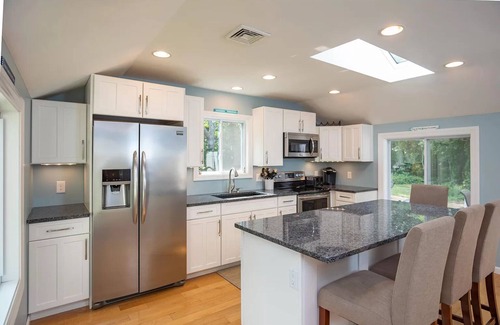 North Eastham House | Walk to Bay Side Beaches in this Dog Friendly, Sun-Filled Home (10 person MAX)