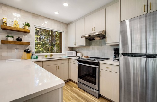 Ocean Ridge House | Walk to Beach 2BR with loft Condo on Beautiful Edisto Beach, SC
