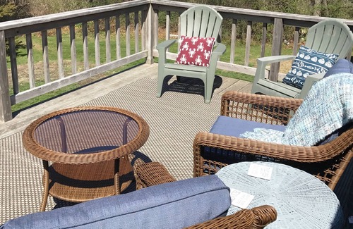 Brewster House | Walk to Beach! 3 bedrooms, huge yard, bay views, AC