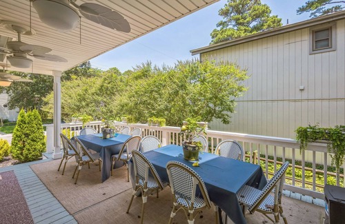 Northeast Virginia Beach House | Walk to Beach, Boardwalk/Resort and Entertainment