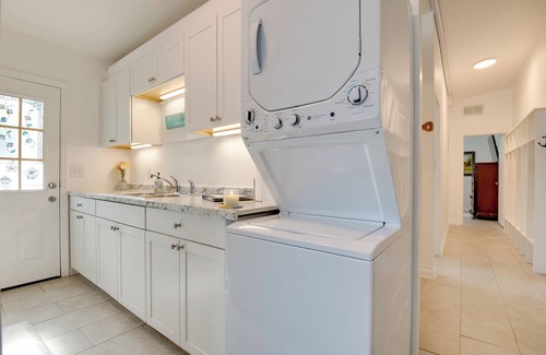 Cocoa Beach Apartment | Walk to Beach: Dog-Friendly Gem in Cocoa Beach!
