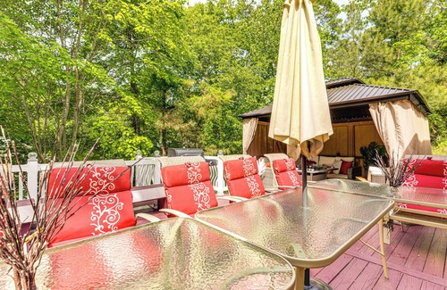 Chesapeake Ranch Estates-Drum Point House | Walk to Beach: Elegant Escape in Lusby!