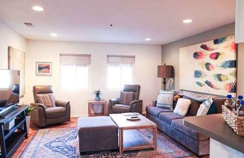 San Clemente Condo | Walk to Beach! - Gorgeous San Clemente Cottage
