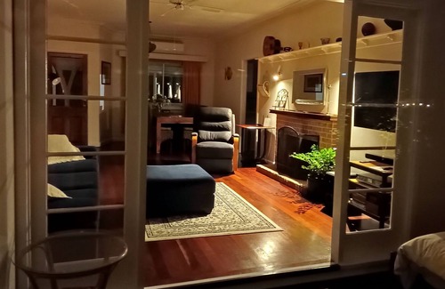 West Busselton House | Walk to Beach, Local Shops and Relax in Comfort and Style