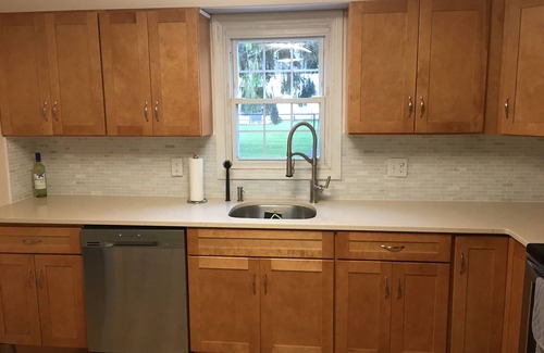 Eastward Look House | WALK TO BEACH- NEWLY RENOVATED