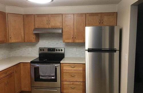Eastward Look House | WALK TO BEACH- NEWLY RENOVATED