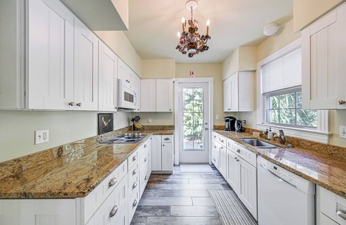 Coquina Sands House | Walk to Beach: Old Naples Escape w/Private Pool!