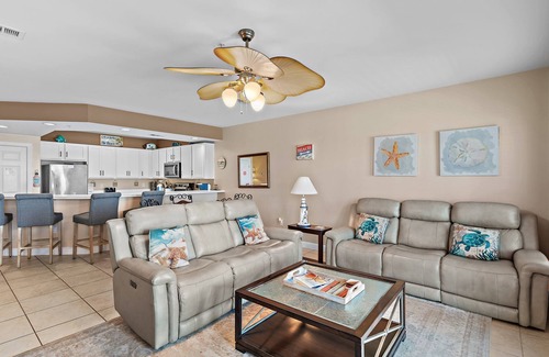 Miramar Beach Condo | 🏖️Walk to Beach-Pool-Pavilion Palms 105C-The Emerald Jewel🏖️
