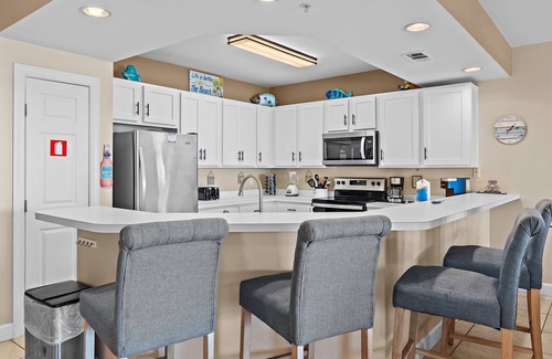 Miramar Beach Condo | 🏖️Walk to Beach-Pool-Pavilion Palms 105C-The Emerald Jewel🏖️