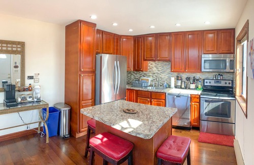 Lake Ariel Ski Chalet | Walk to Beach, Spacious Backyard
